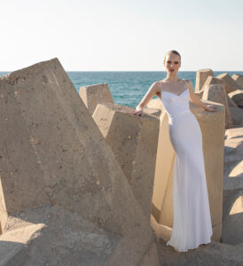 Minimalist Wedding Dresses: The Power of Simplicity
